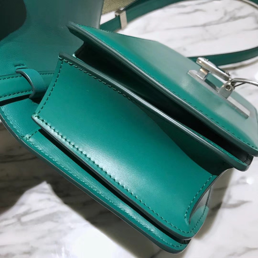 CÉLINE（赛琳）豆腐包 box小号  16cm   孔雀绿