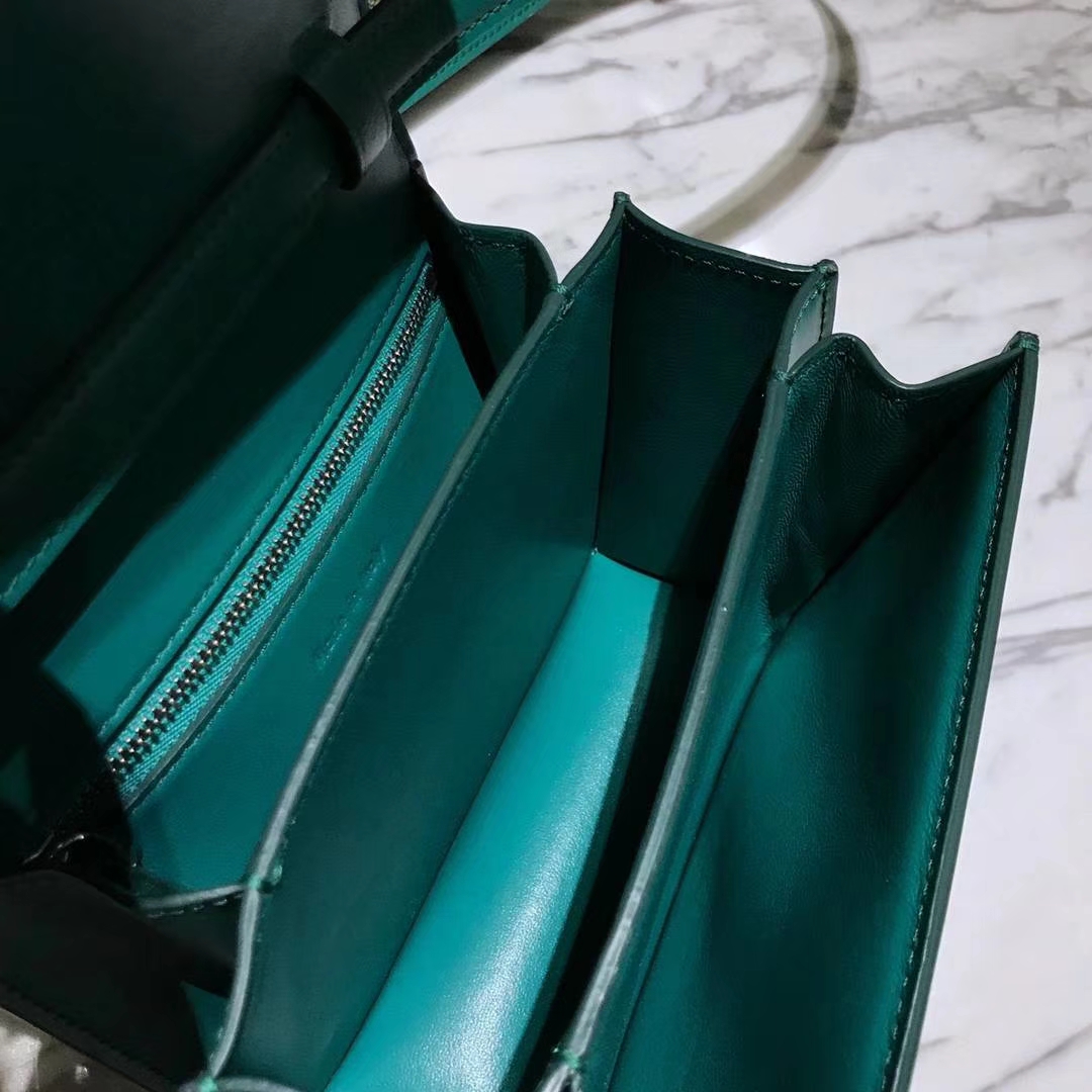 CÉLINE（赛琳）豆腐包 box小号  16cm   孔雀绿