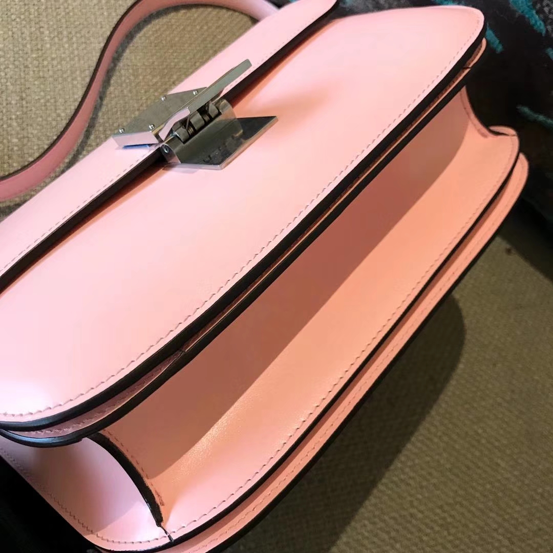 CÉLINE  box豆腐包 中号24cm  手搓纹新色蜜桃粉仙女专属色