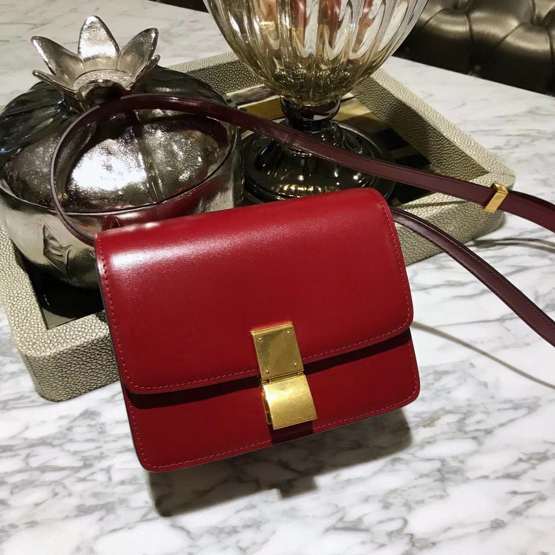 CÉLINE（赛琳）豆腐包 box小号 16cm  复古红 是红色系最畅销的颜色