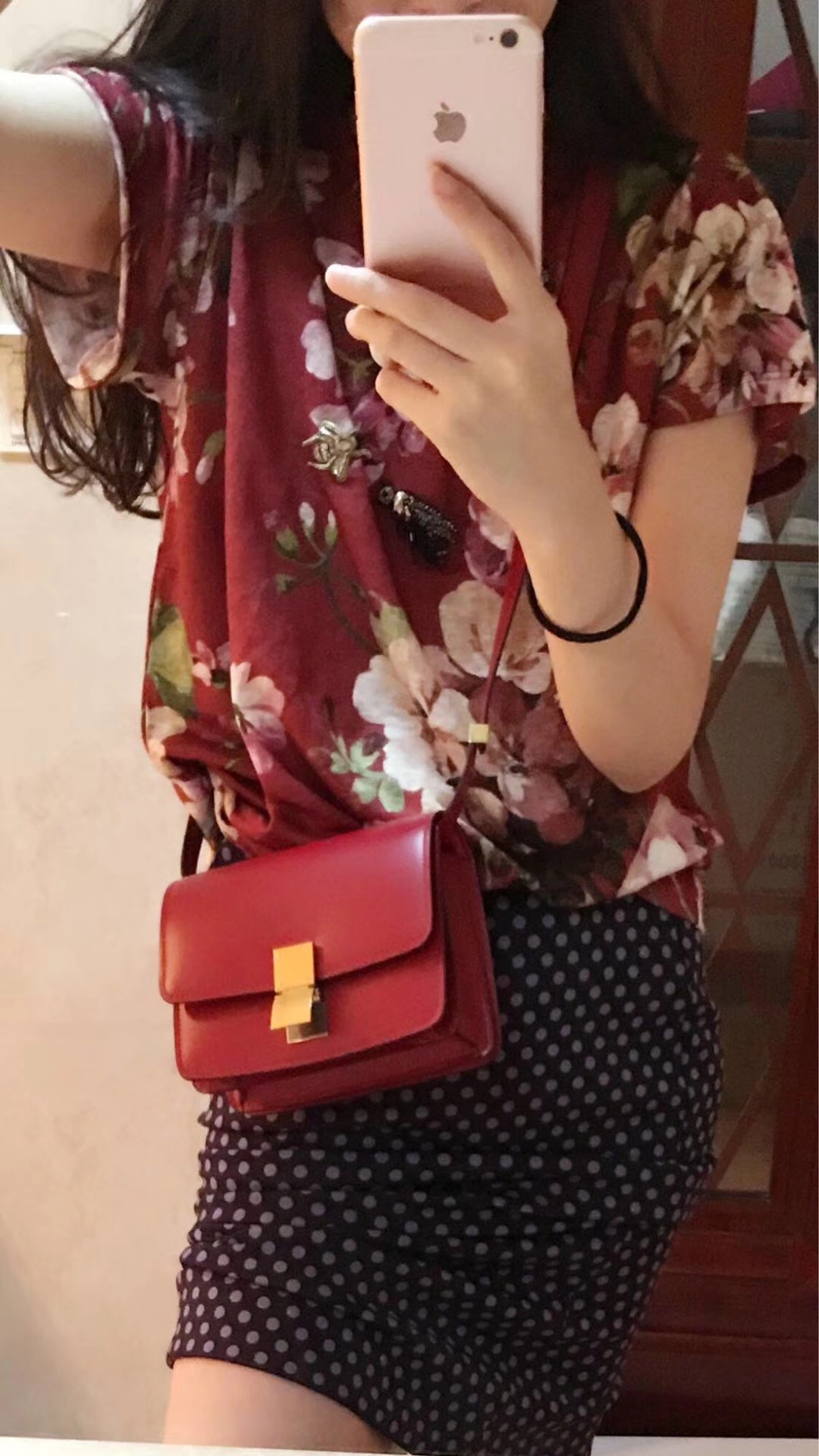 CÉLINE（赛琳）豆腐包 box小号 16cm  复古红 是红色系最畅销的颜色
