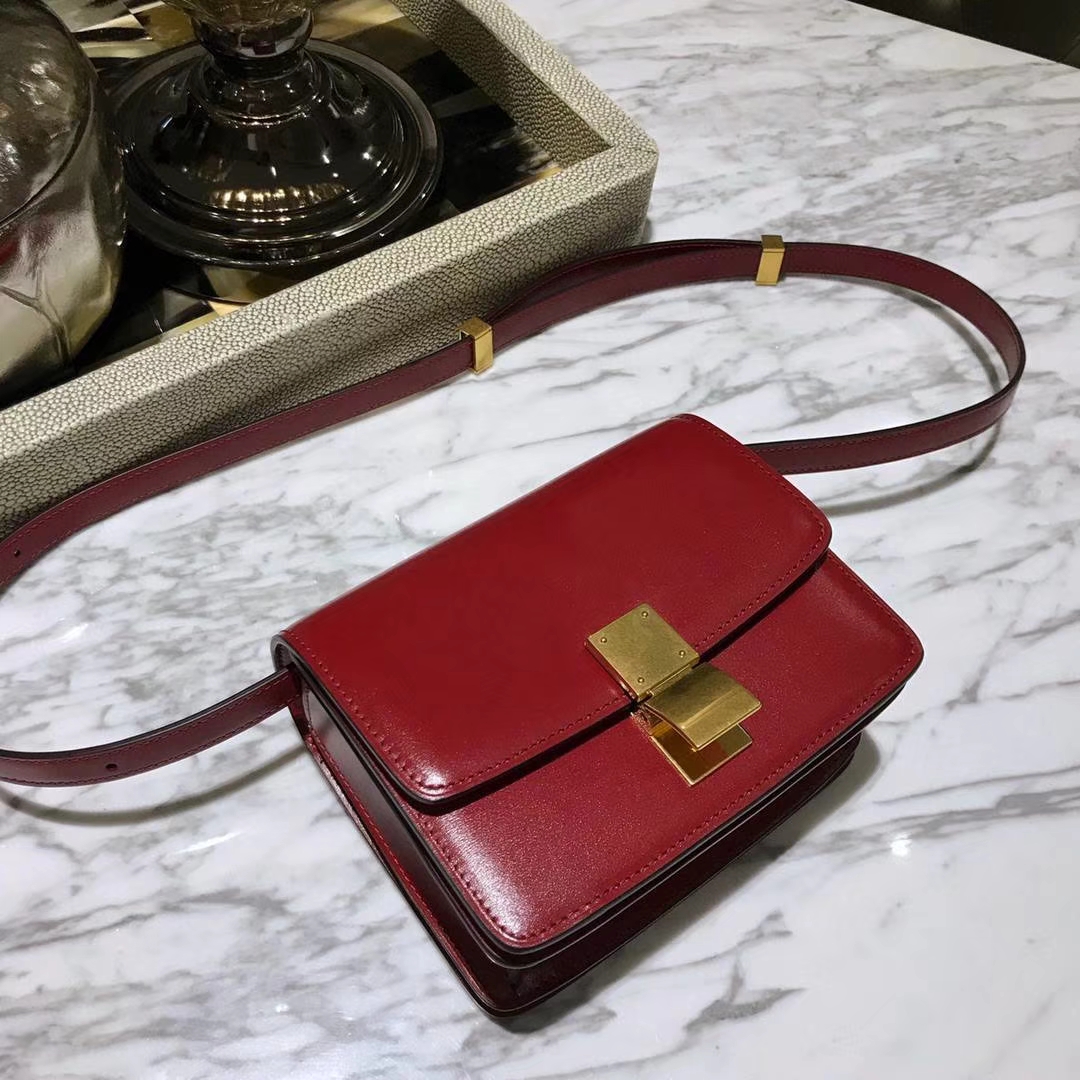 CÉLINE（赛琳）豆腐包 box小号 16cm  复古红 是红色系最畅销的颜色