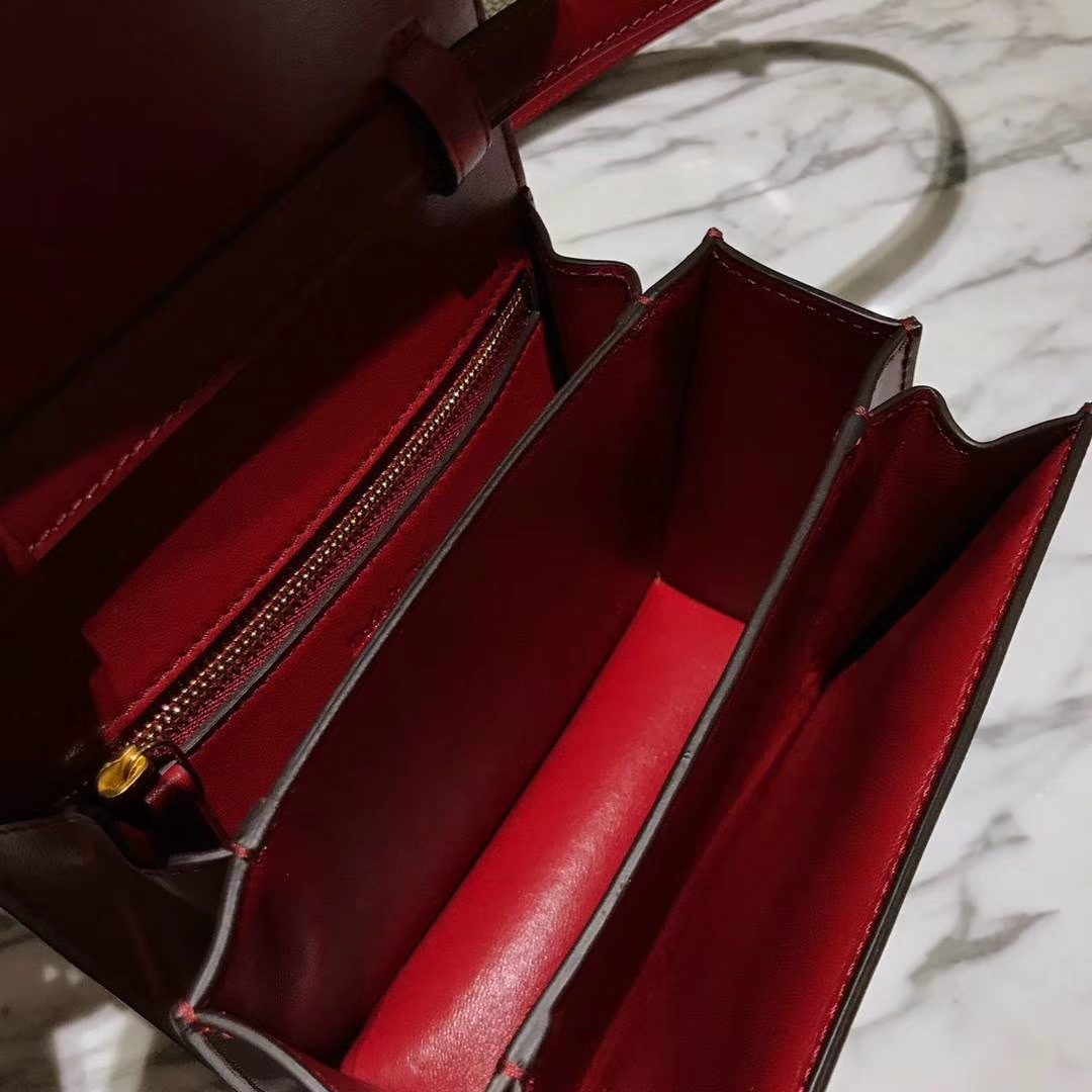 CÉLINE（赛琳）豆腐包 box小号 16cm  复古红 是红色系最畅销的颜色