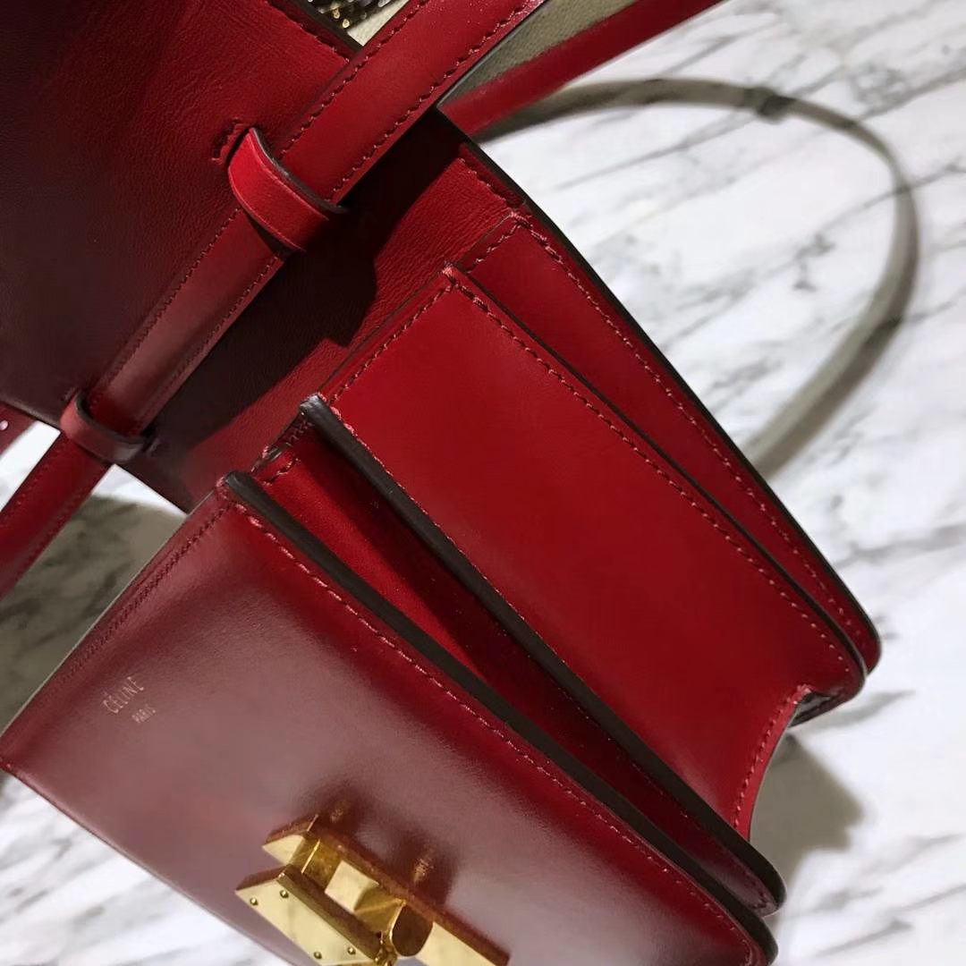 CÉLINE（赛琳）豆腐包 box小号 16cm  复古红 是红色系最畅销的颜色
