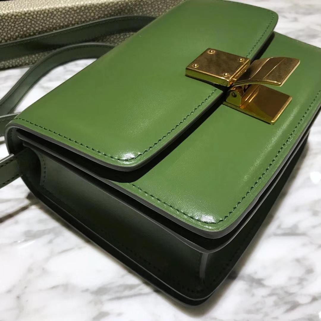 CÉLINE（赛琳）豆腐包 box小号  16cm   抹茶绿