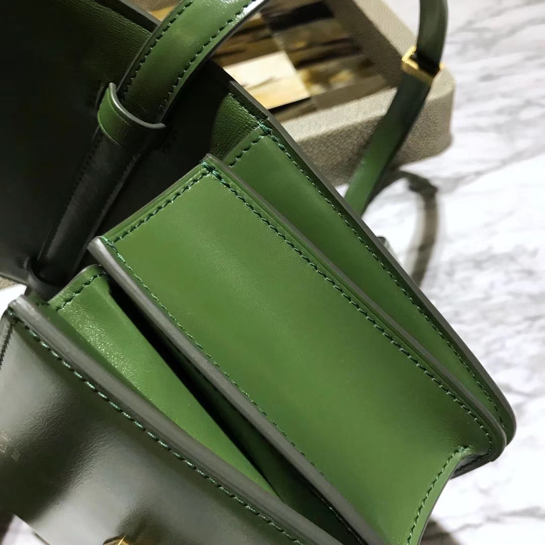 CÉLINE（赛琳）豆腐包 box小号  16cm   抹茶绿