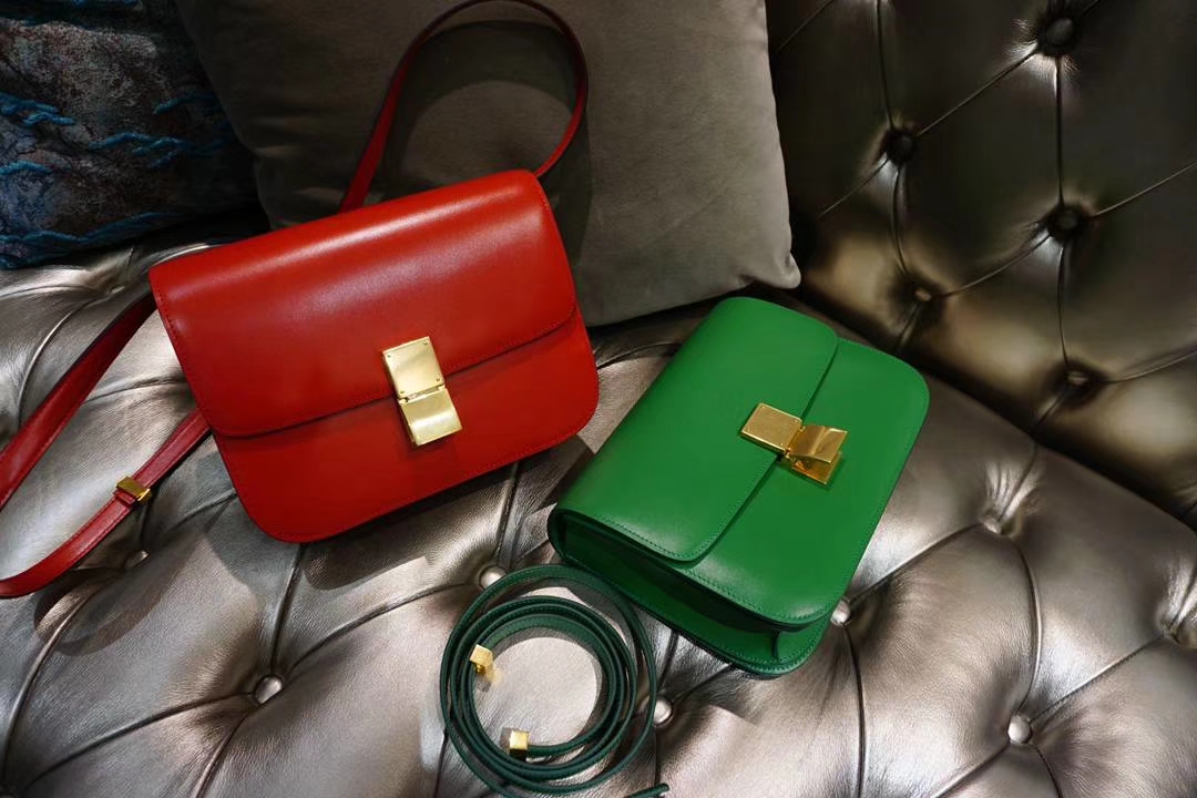 Celine 思琳 最新版本 box豆腐包 24cm 实拍 专柜同步 最新做法 优雅时尚 正红 竹子绿 金扣