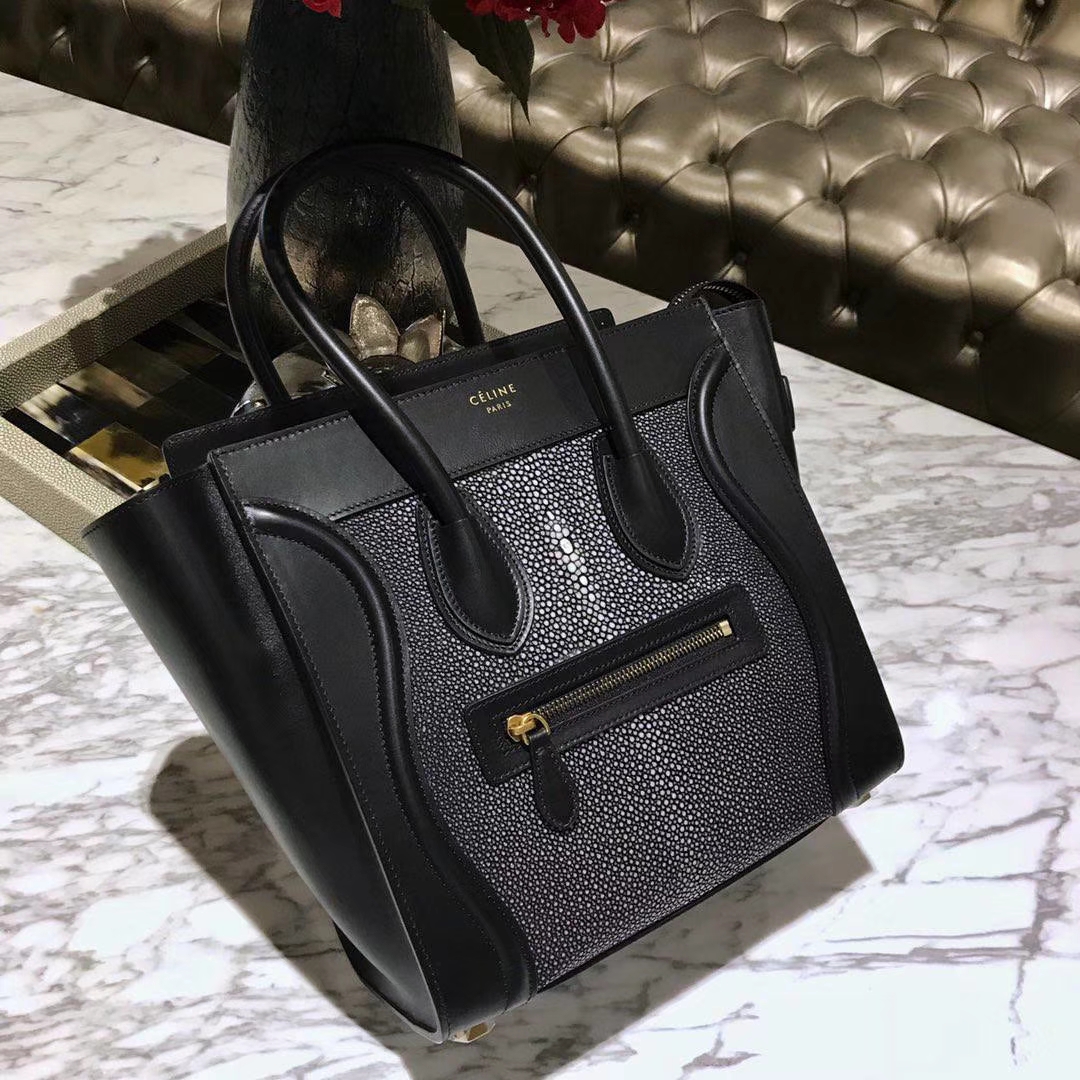 Celine 笑脸包 珍珠鱼皮 20cm/26cm 市场最高版本 支持验货 骑士黑
