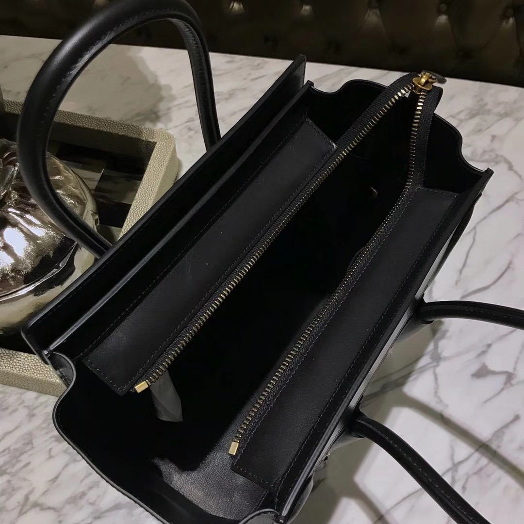Celine 笑脸包 珍珠鱼皮 20cm/26cm 市场最高版本 支持验货 骑士黑
