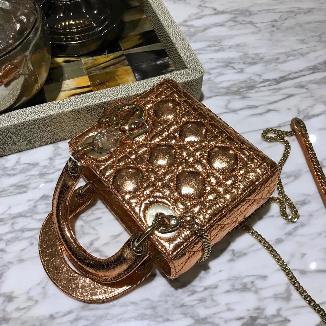 Dior 迪奥 新款来袭 意大利原厂皮料  鹿皮爆裂纹 香槟金 实物绝对美到爆