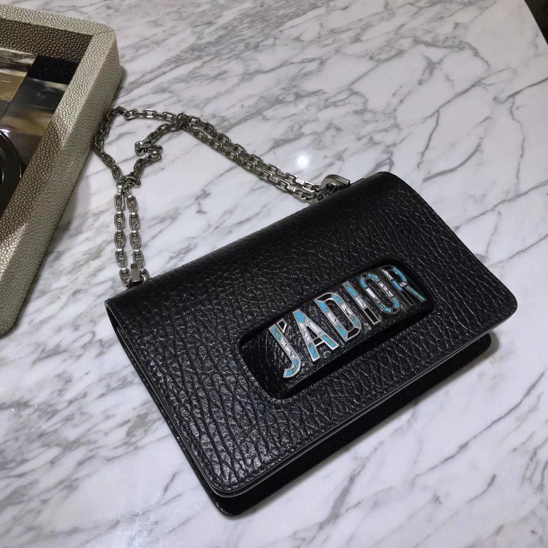 Dior 迪奥 JADIOR 25cm 翻盖式设计链条包 牛皮大象纹陶瓷扣 黑色