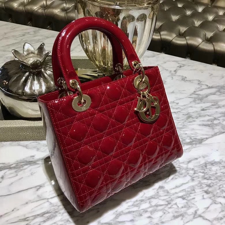 Dior 迪奥 戴妃包 Lady Dior 全新五格漆皮酒红色 美的无可挑剔