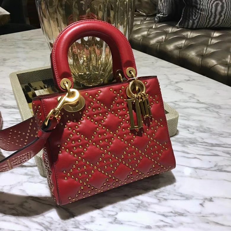 Dior 迪奥  戴妃包 Lady Dior 全新 原厂进口皮 大红 铆钉款 实拍