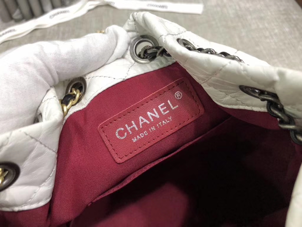 Chanel 香奈儿 2018 新款 流浪背包 菱格款 进口羊皮