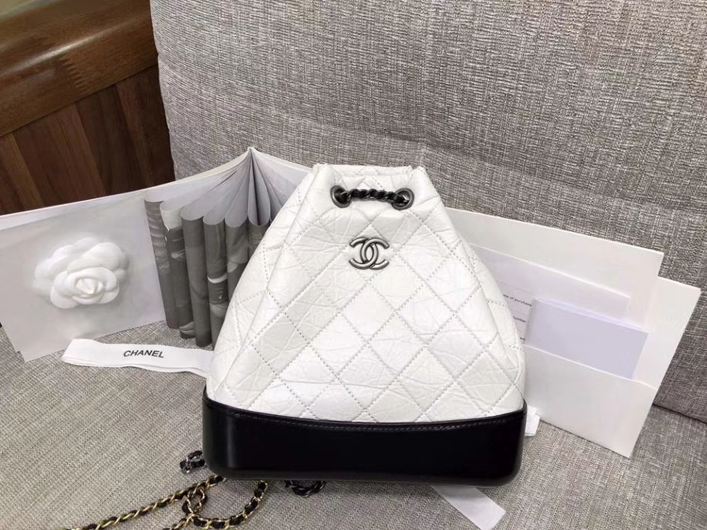 Chanel 香奈儿 2018 新款 流浪背包 菱格款 进口羊皮