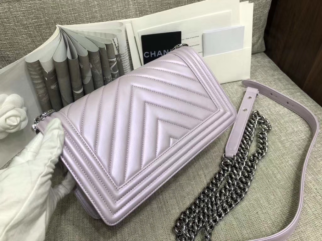 Chanel Leboy Bag 大Vv款 小羊皮 珠光粉 25cm 大理石纹琉璃扣 Dream Bag系列