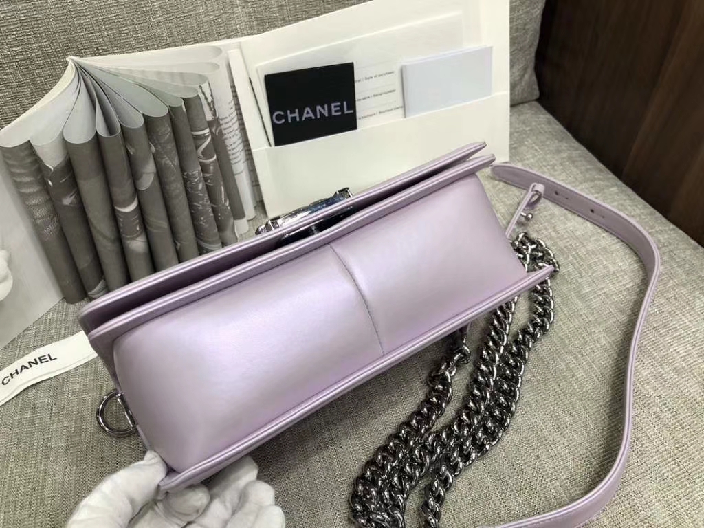 Chanel Leboy Bag 大Vv款 小羊皮 珠光粉 25cm 大理石纹琉璃扣 Dream Bag系列
