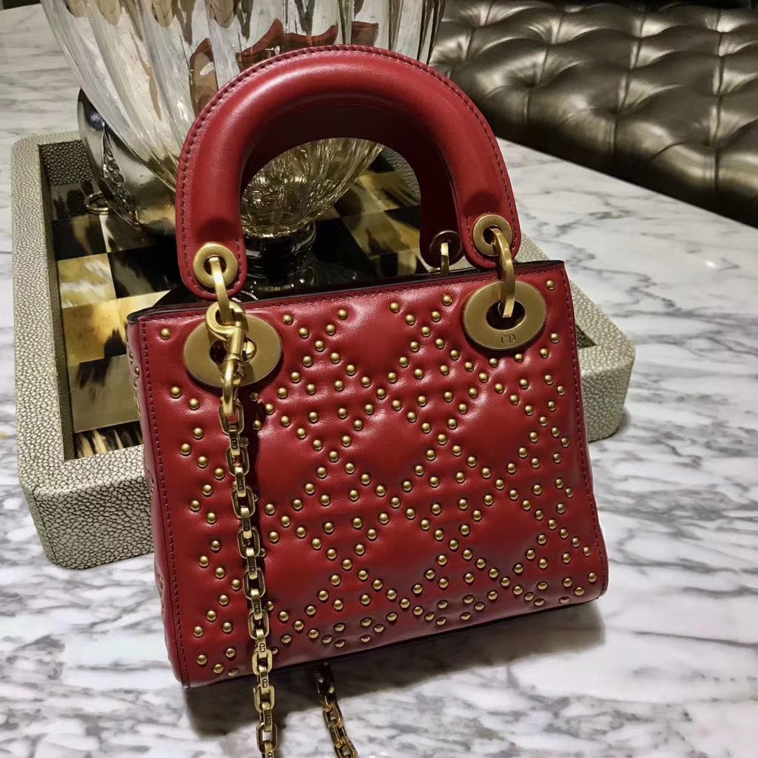 Dior 三格 复古风牛皮铆钉包 Lady Dior 复古红