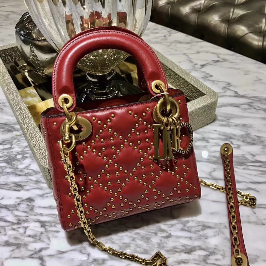 Dior 三格 复古风牛皮铆钉包 Lady Dior 复古红