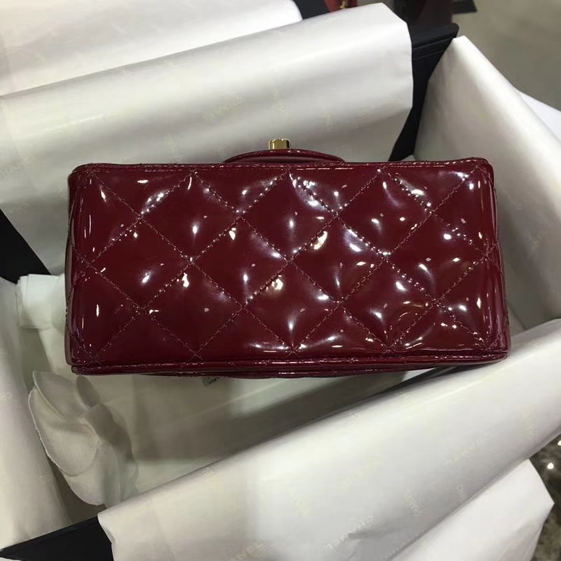 CF Chanel 香奈儿  漆皮 酒红 17cm 金扣 现货