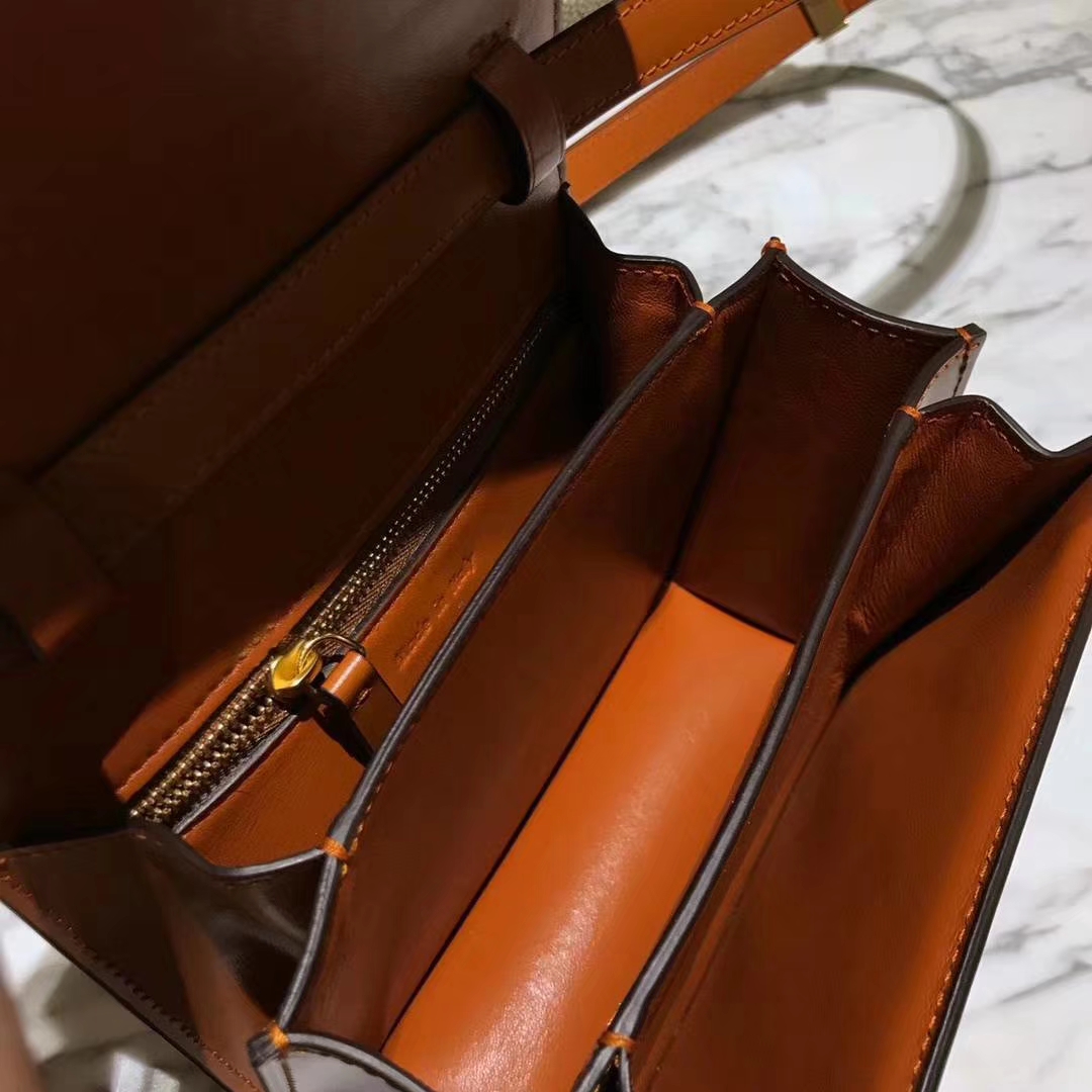 Celine 思琳 box 豆腐包 焦糖色 中号24cm 原厂进口头层牛皮 广州女包批发 