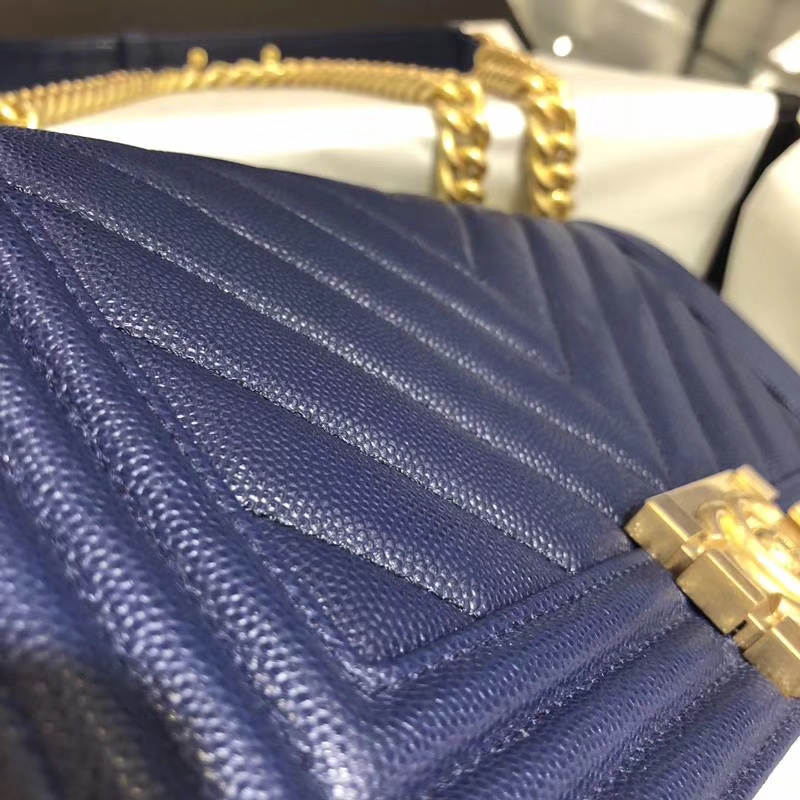Chanel 香奈儿 Leboy Bag 大V 小鱼子酱 海军蓝 25cm 磨砂五金