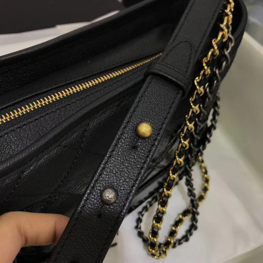 Chanel 香奈儿 Gabrielle 20cm 原厂山羊皮 经典黑