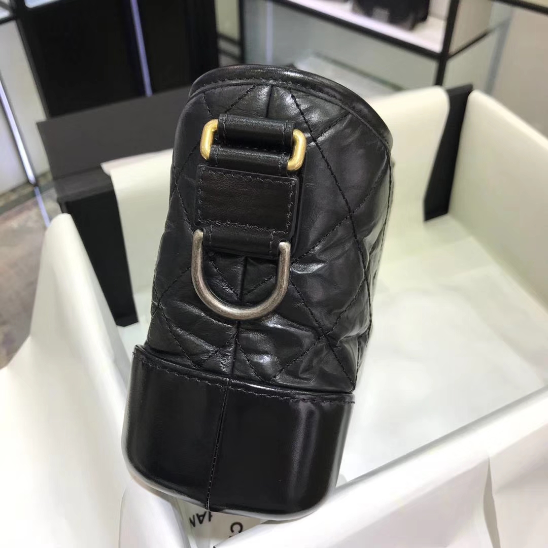 Chanel 香奈儿 Gabrielle 20cm 原厂树膏皮 黑色