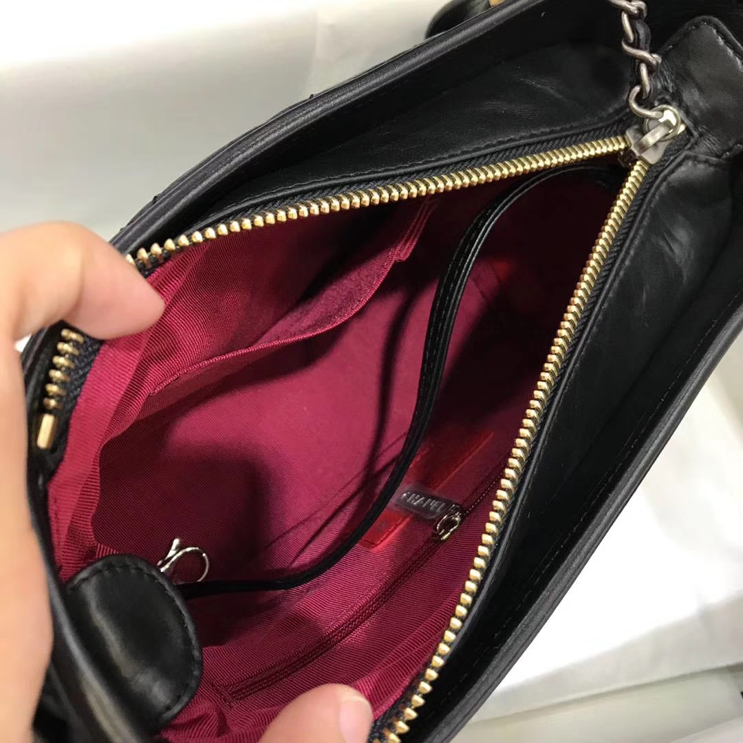 Chanel 香奈儿 Gabrielle 20cm 原厂树膏皮 黑色