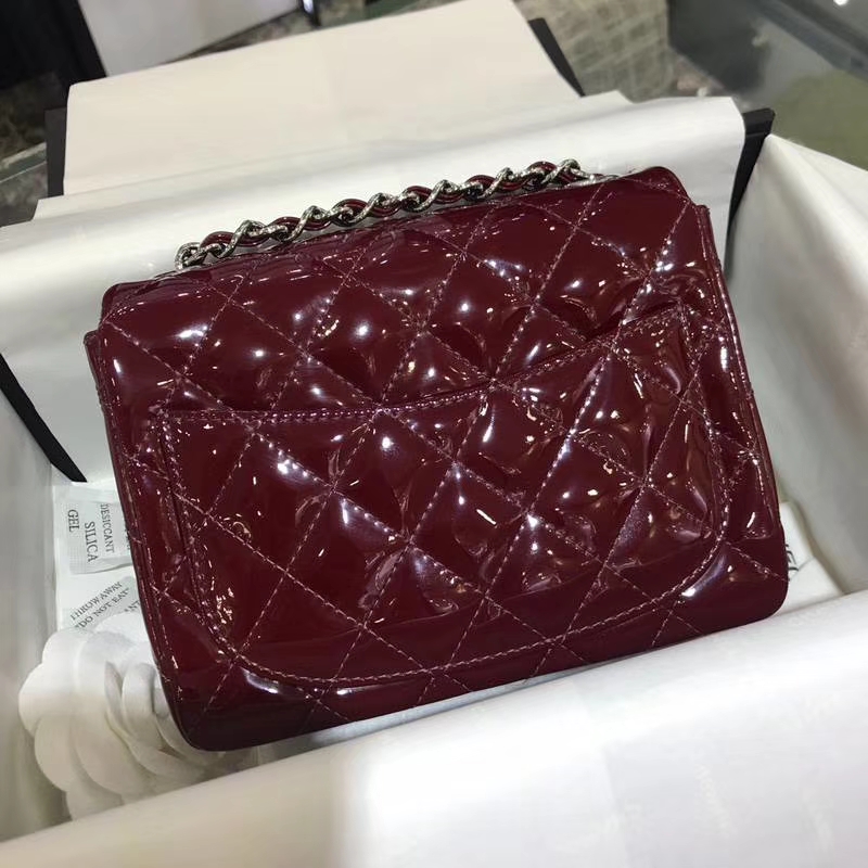 Chanel 香奈儿  Classic Flap  进口漆皮 17cm 方胖子 酒红 银扣