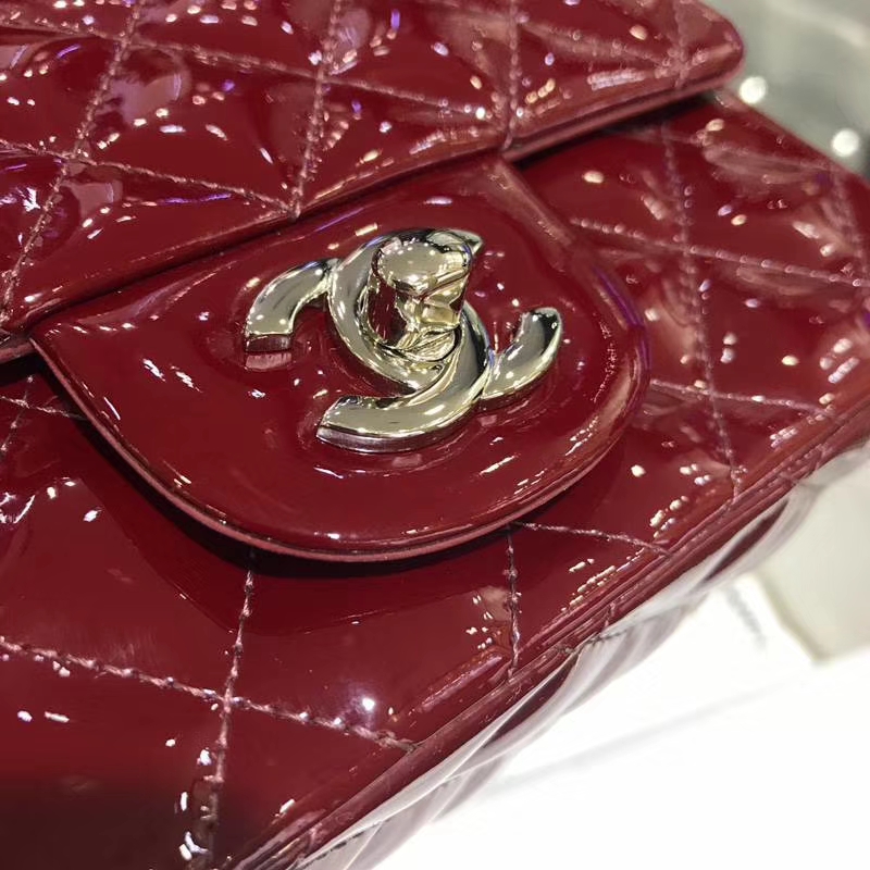 Chanel 香奈儿  Classic Flap  进口漆皮 17cm 方胖子 酒红 银扣