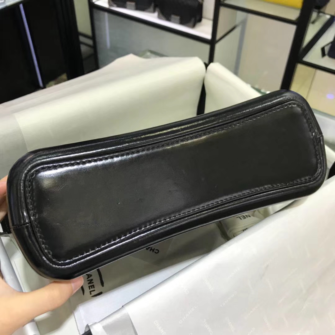 Chanel 香奈儿 Gabrielle 28cm 原厂树膏皮 经典黑色