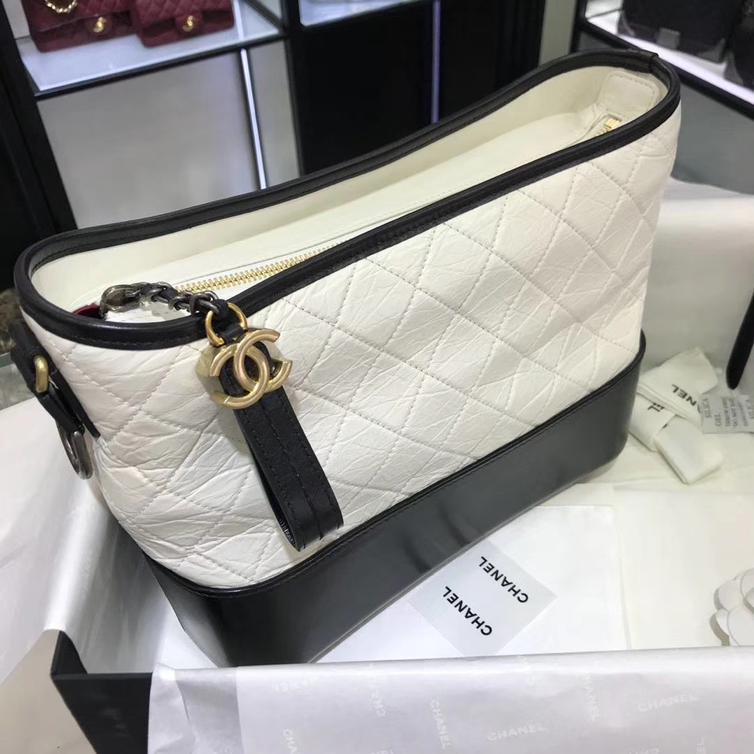 Chanel 香奈儿 Gabrielle 28cm 原厂树膏皮 白色