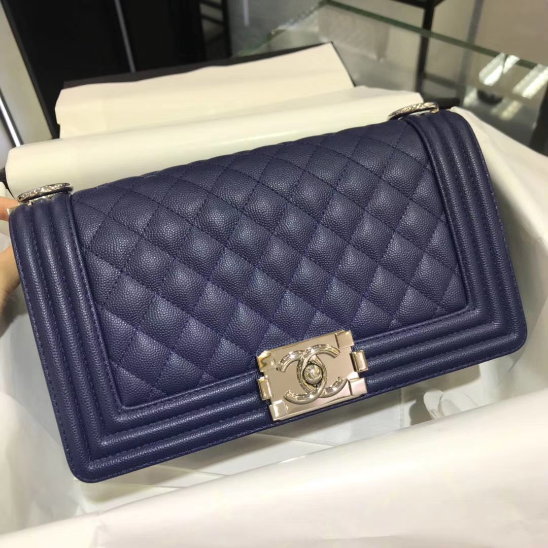 Chanel 香奈儿 Leboy 25cm 原厂皮小鱼子酱 海军蓝 银色 五金