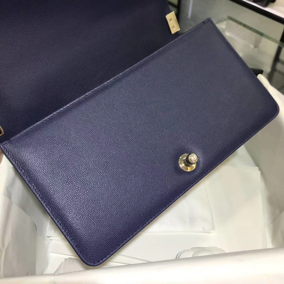 Chanel 香奈儿 Leboy 25cm 原厂皮小鱼子酱 海军蓝 银色 五金