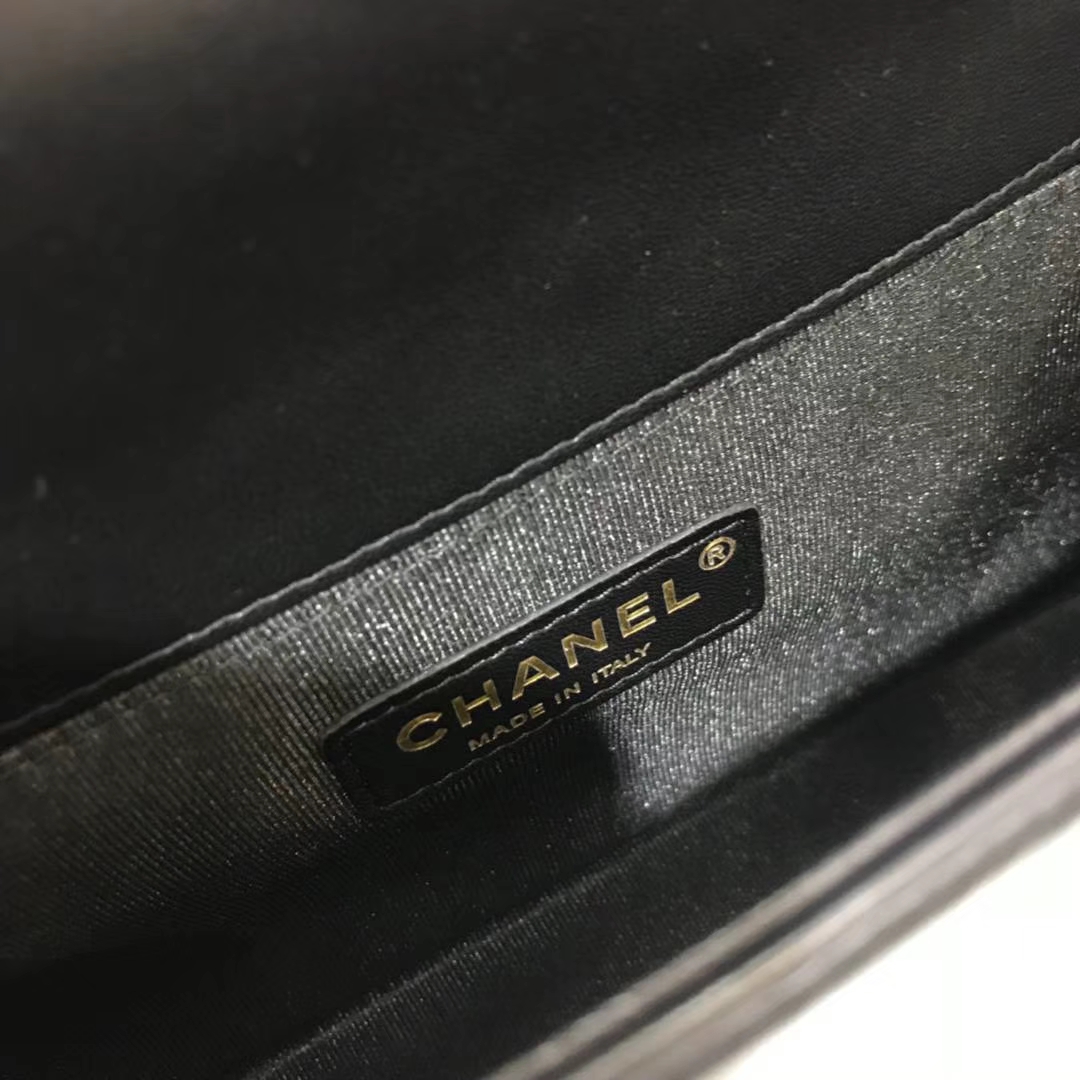 Chanel 香奈儿 Leboy 25cm 原厂皮小羊皮 黑色 亚金五金
