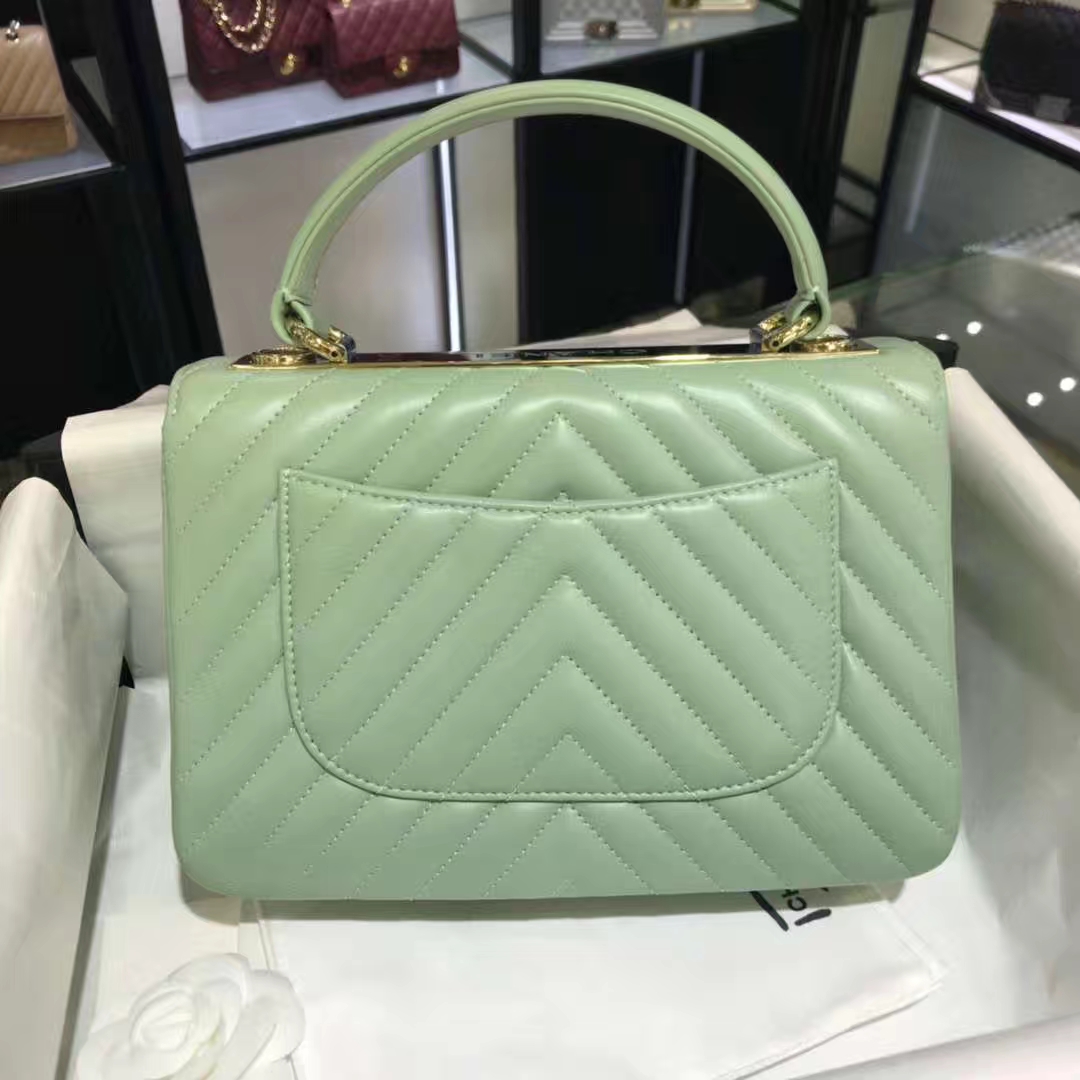 Chanel 香奈儿 Trendy CC 大V 小羊皮 抹茶绿 25cm 香槟金（现货）