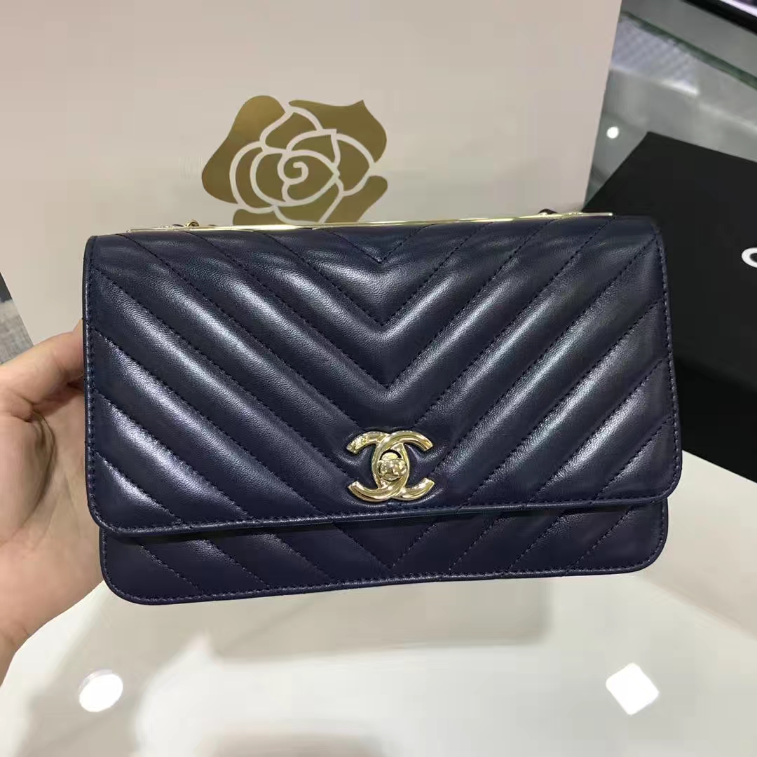 Chanel 香奈儿 WOC 铁片款  19cm 原厂皮小羊皮 宝石蓝 香槟金