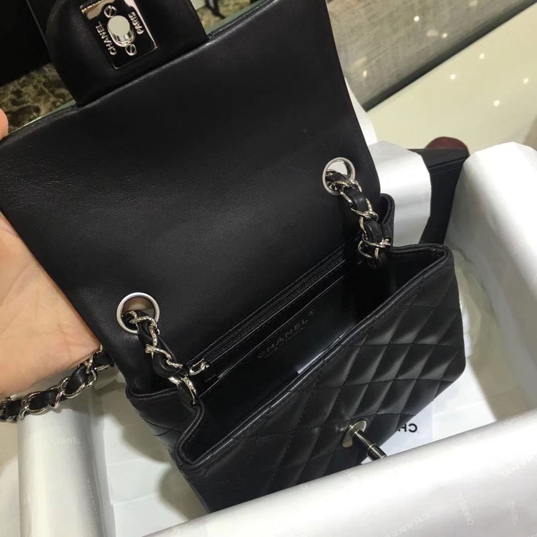 Chanel  香奈儿  Cf系列 17cm 原厂皮 小羊皮 黑色 银扣