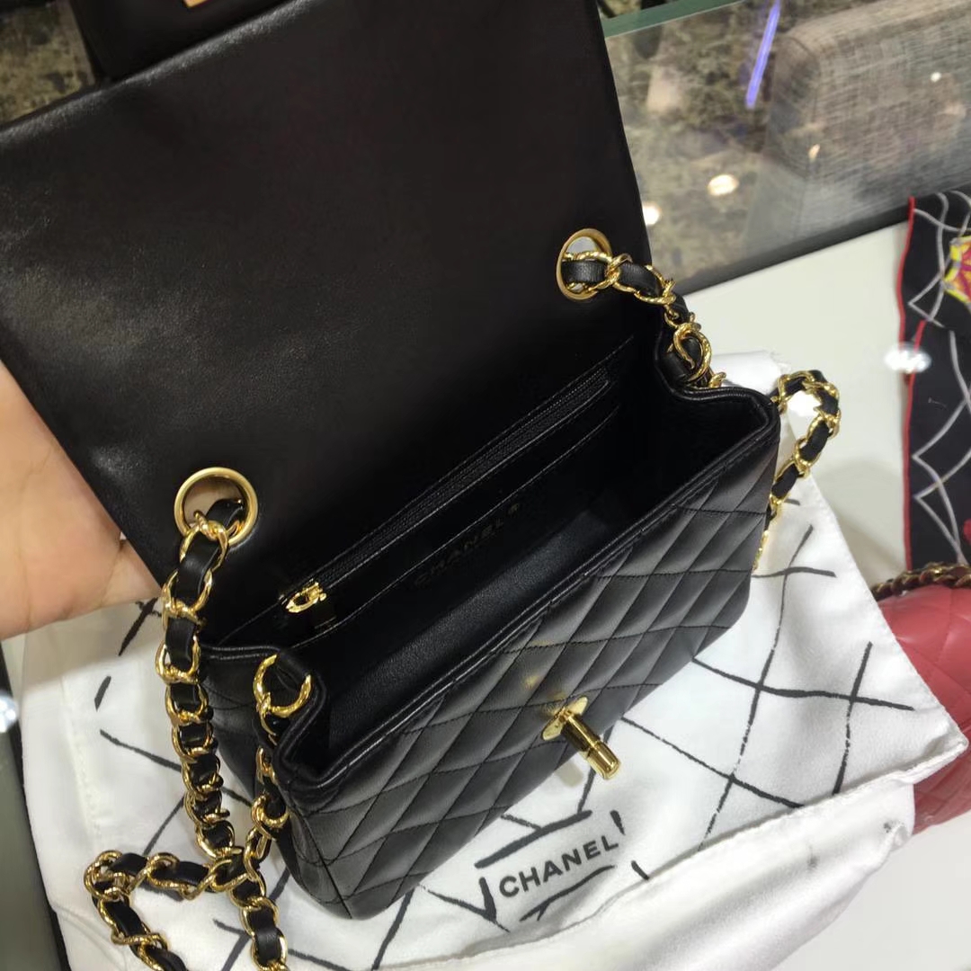 Chanel  香奈儿  Cf系列 17cm 原厂皮 小羊皮 黑色 金扣