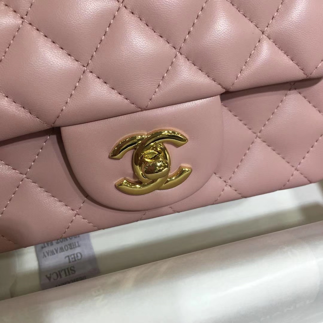 Chanel 香奈儿 Cf系列 17cm 原厂皮小羊皮 浅粉 金扣