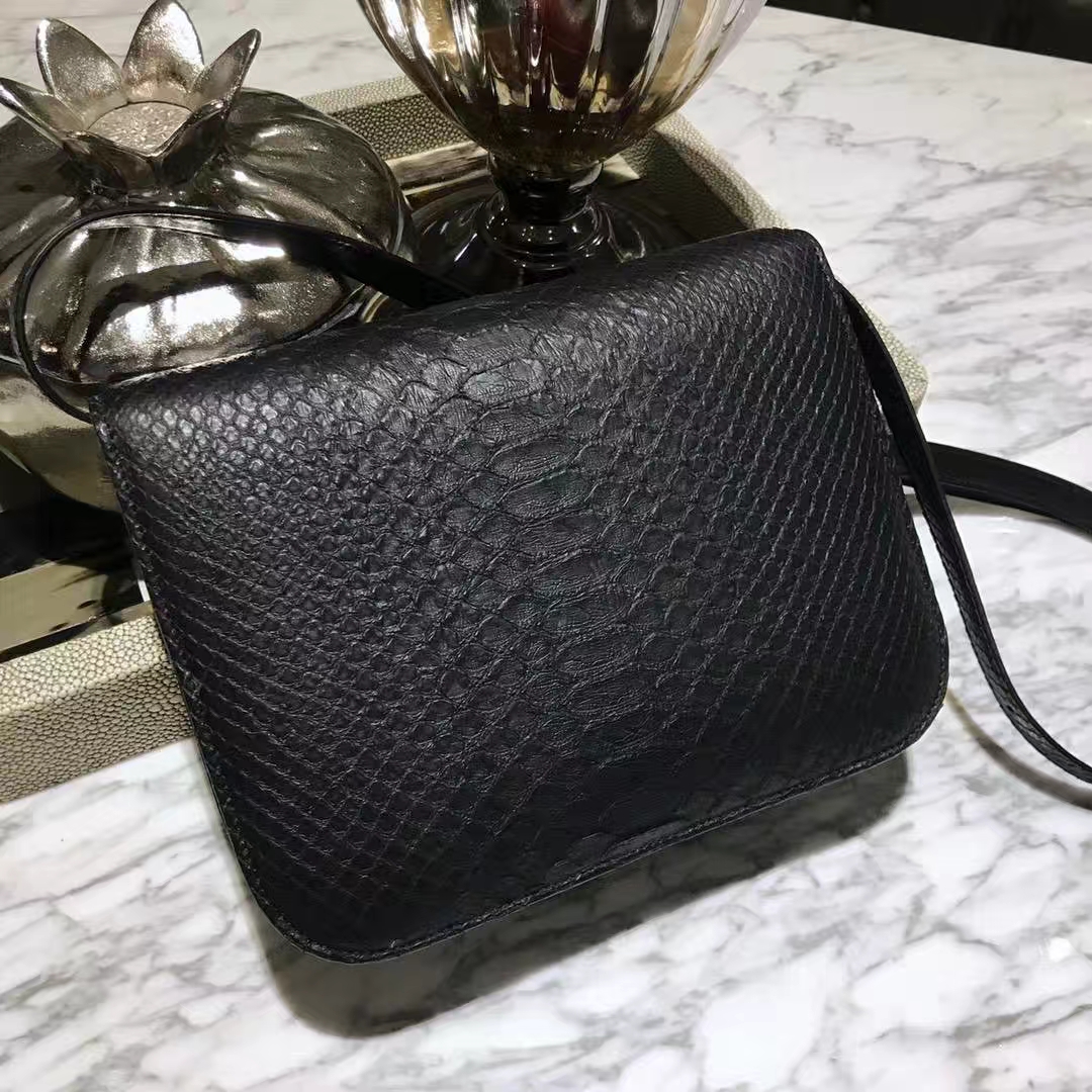CÉLINE思琳 box 印尼进口蟒蛇皮  黑色