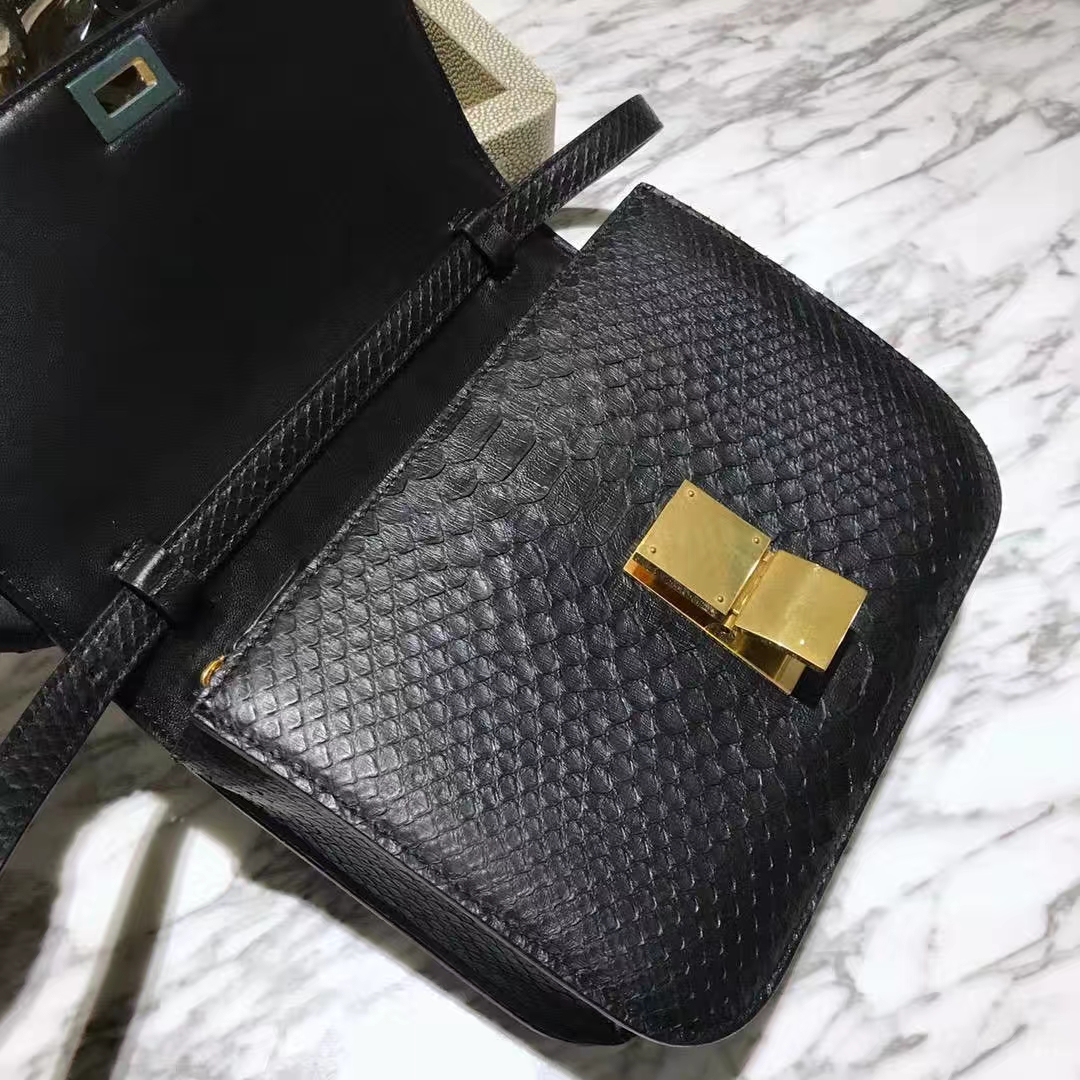 CÉLINE思琳 box 印尼进口蟒蛇皮  黑色