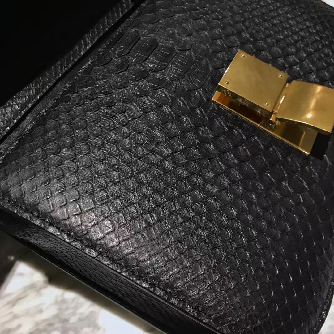 CÉLINE思琳 box 印尼进口蟒蛇皮  黑色