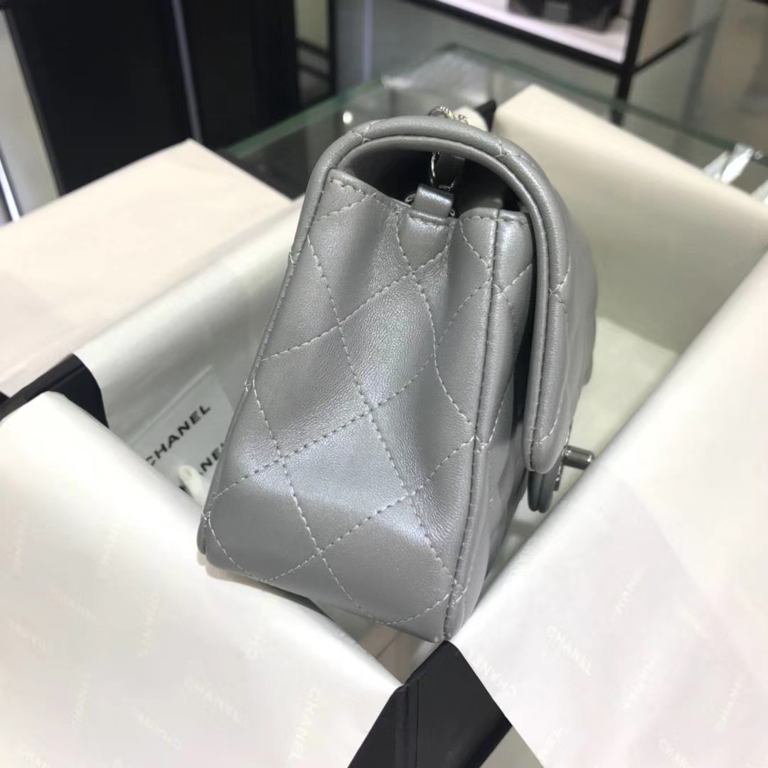 Chanel 香奈儿 Cf系列  20cm 原厂皮小羊皮 银色 银扣
