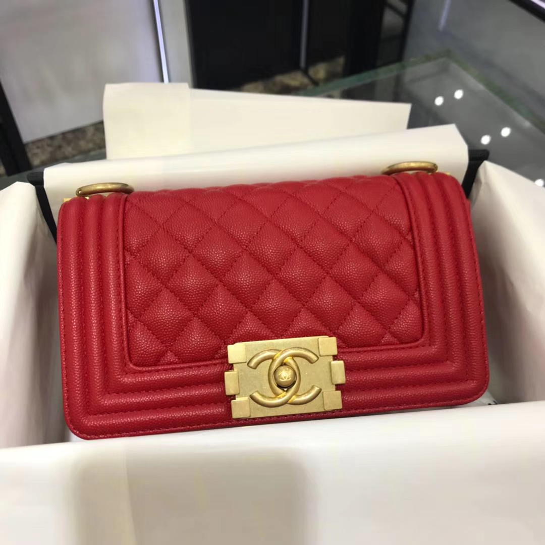 Chanel 香奈儿  Leboy Bag 鱼子酱 大红色 20cm 磨砂金