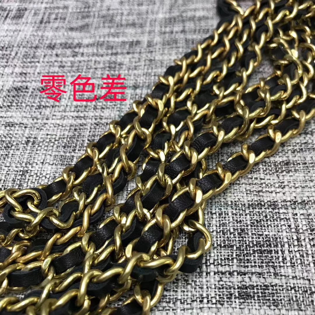 Chanel香奈儿最新款铆钉WOC黑色19cm 大货vs正品