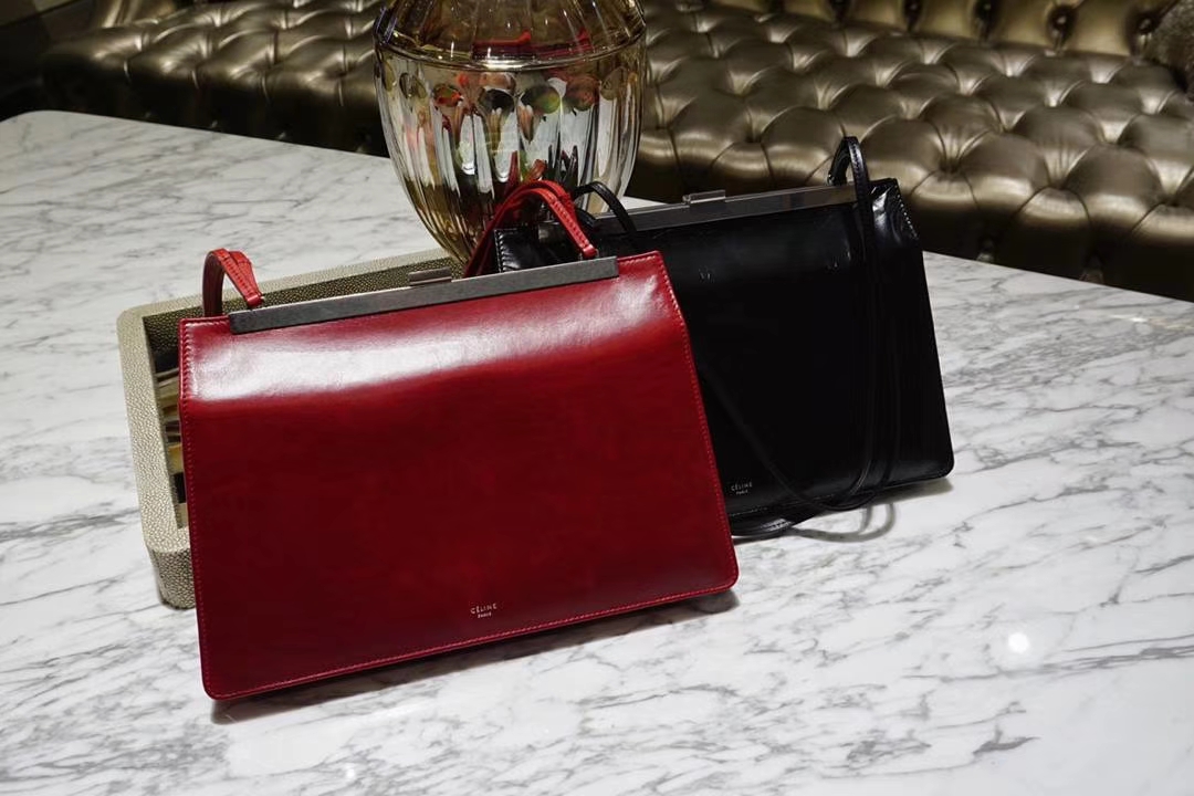 CÉLINE clasp 牛皮油蜡纹  宝蓝色 开合包 细肩带