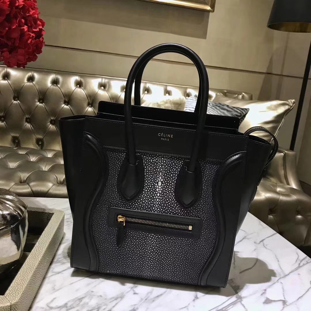 CÉLINE 笑脸包 珍珠鱼皮 20cm/26cm