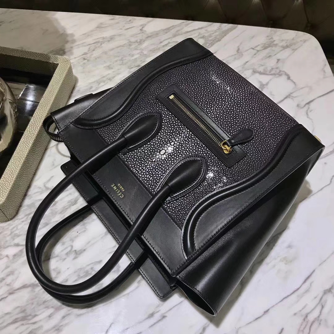 CÉLINE 笑脸包 珍珠鱼皮 20cm/26cm